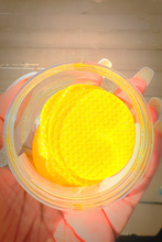 Load image into Gallery viewer, Turmeric &amp; Kojic Brightening Pads
