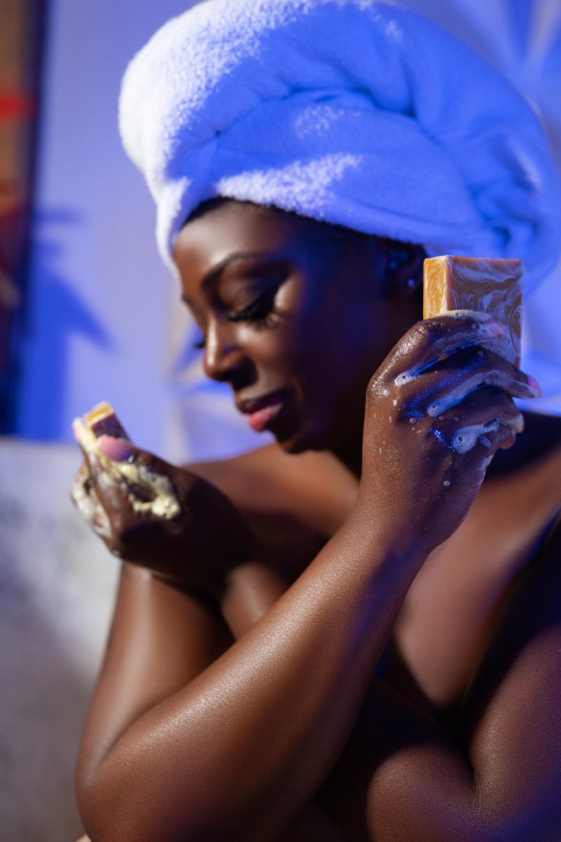 Mona Venus Skin Care Vita C Turmeric Bar